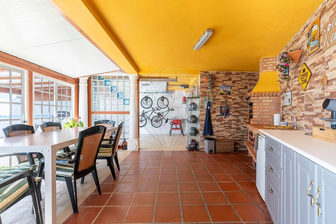 Moradia T4 para Venda em Campelos e Outeiro da Cabeça Foto 28