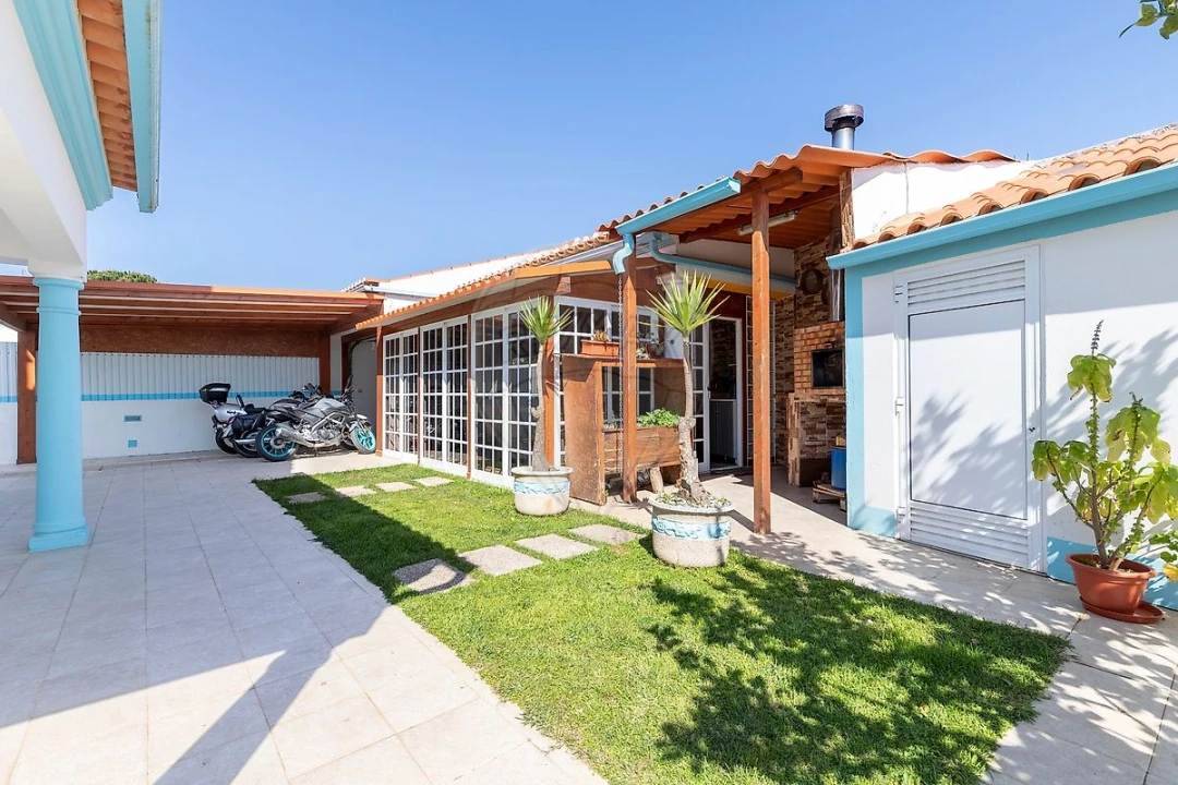 Moradia T4 para Venda em Campelos e Outeiro da Cabeça Foto 27