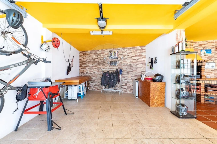 Moradia T4 para Venda em Campelos e Outeiro da Cabeça Foto 32