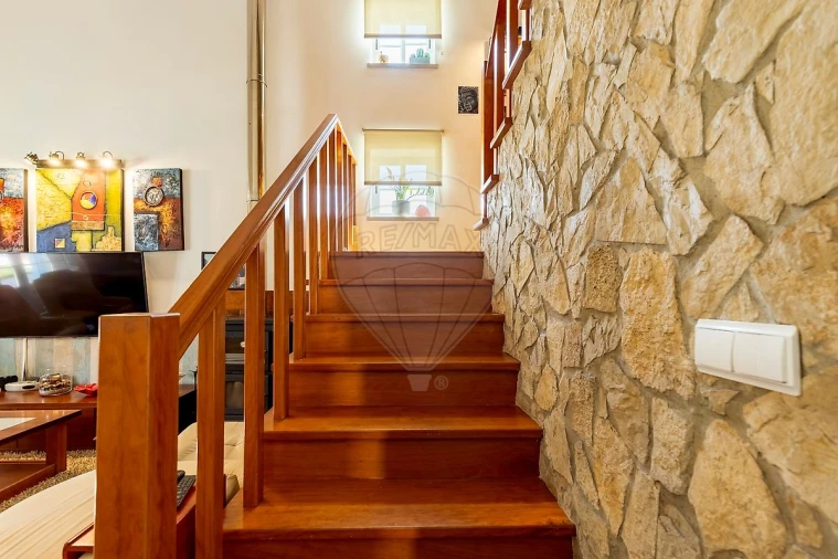 Moradia T4 para Venda em Campelos e Outeiro da Cabeça Foto 19