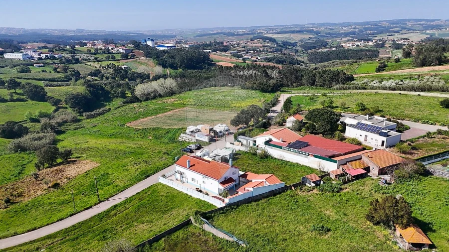 Moradia T4 para Venda em Campelos e Outeiro da Cabeça Foto 43