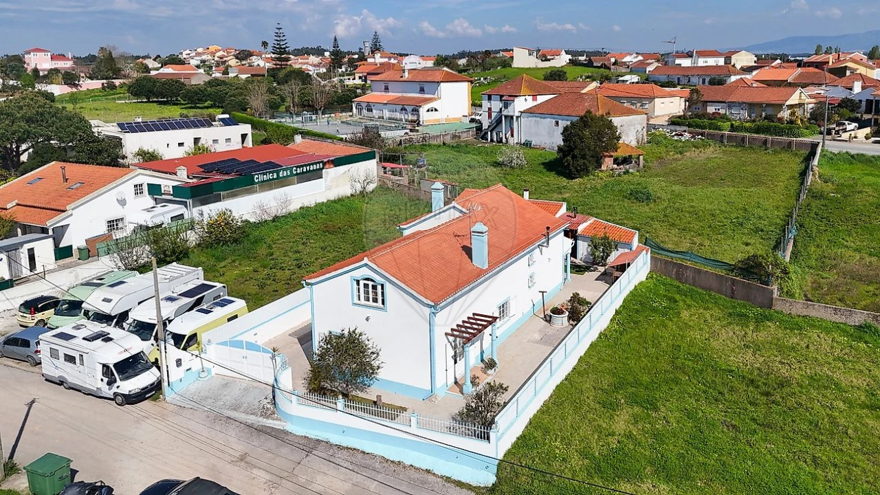 Moradia T4 para Venda em Campelos e Outeiro da Cabeça Foto 42