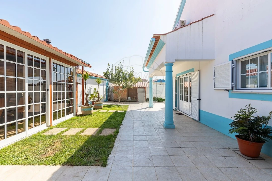 Moradia T4 para Venda em Campelos e Outeiro da Cabeça Foto 34