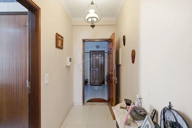 Apartamento T2 para Venda em Santa Maria, São Pedro e Matacães Foto 19