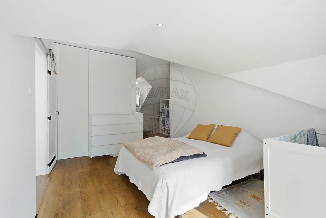 Apartamento T1 para Venda em Santa Maria, São Pedro e Matacães Foto 7