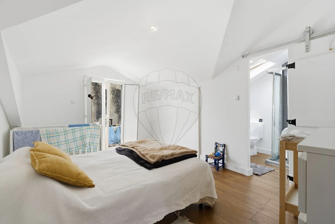 Apartamento T1 para Venda em Santa Maria, São Pedro e Matacães Foto 9