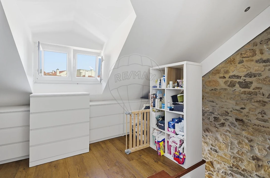 Apartamento T1 para Venda em Santa Maria, São Pedro e Matacães Foto 22