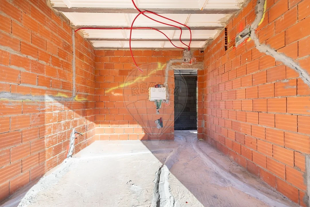 Moradia T4 para Venda em Bucelas Foto 26