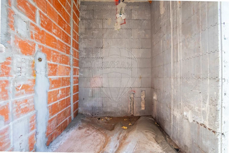 Moradia T4 para Venda em Bucelas Foto 7