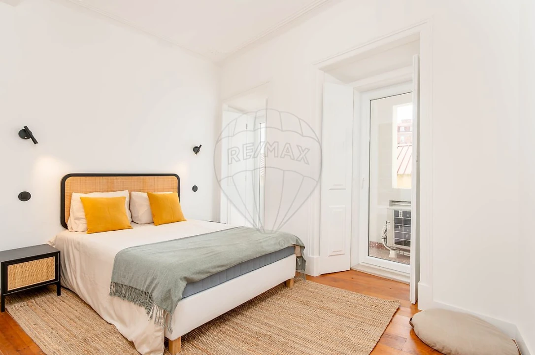 Apartamento T1 para Venda em Santa Maria Maior Foto 5