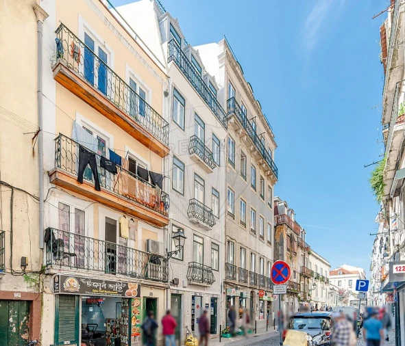 Apartamento T1 para Venda em Santa Maria Maior Foto 30