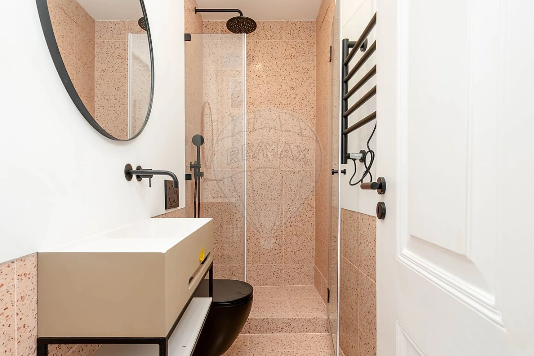 Apartamento T1 para Venda em Santa Maria Maior Foto 20