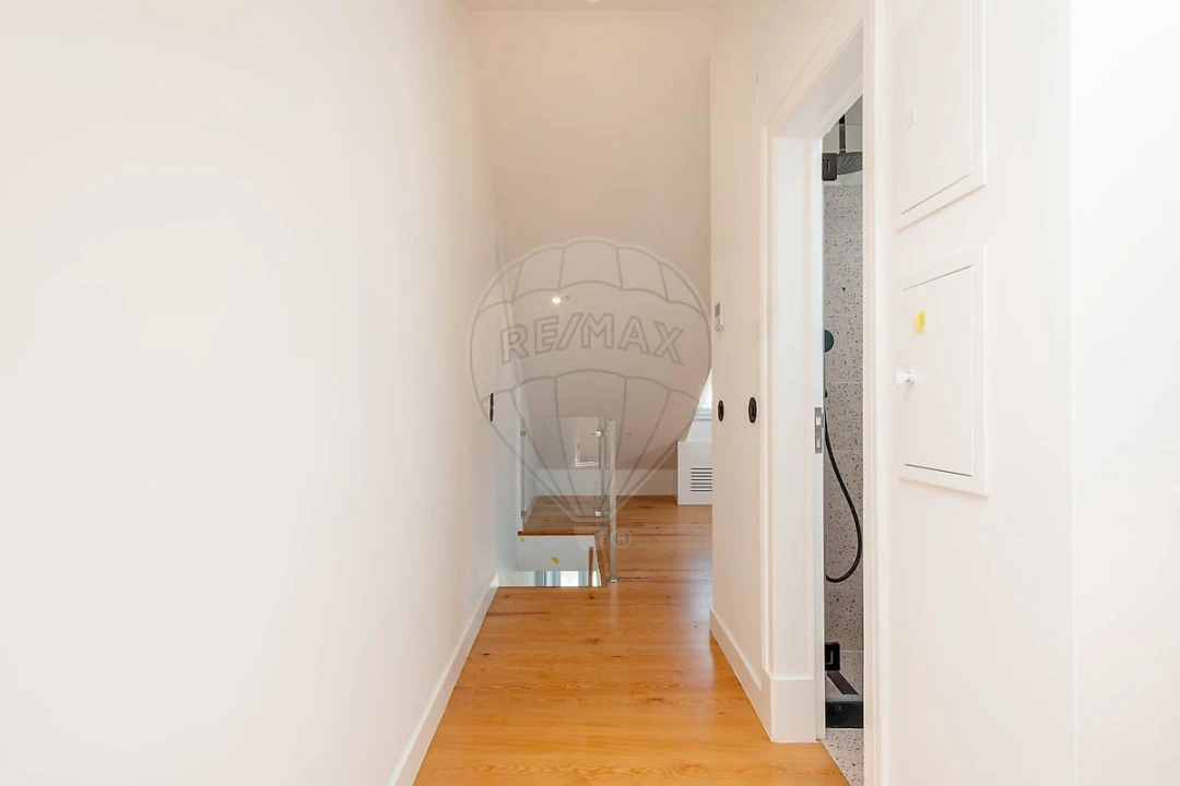 Apartamento T2 para Venda em Santa Maria Maior Foto 33