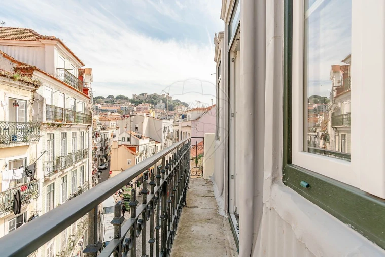 Apartamento T2 para Venda em Santa Maria Maior Foto 24