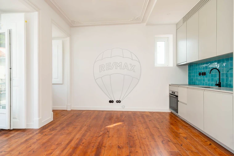 Apartamento T2 para Venda em Santa Maria Maior Foto 18