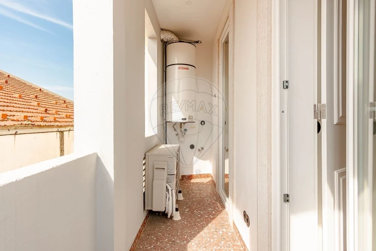 Apartamento T2 para Venda em Santa Maria Maior Foto 10