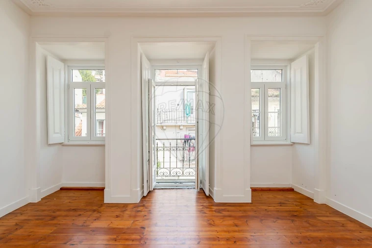 Apartamento T2 para Venda em Santa Maria Maior Foto 22