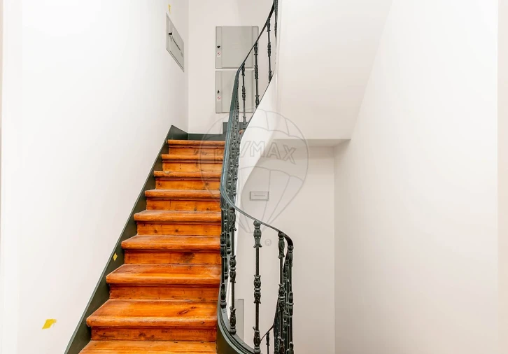 Apartamento T1 para Venda em Santa Maria Maior Foto 6