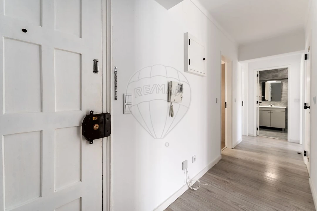 Apartamento T2 para Arrendamento em Olivais Foto 15