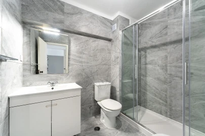 Apartamento T2 para Arrendamento em Olivais