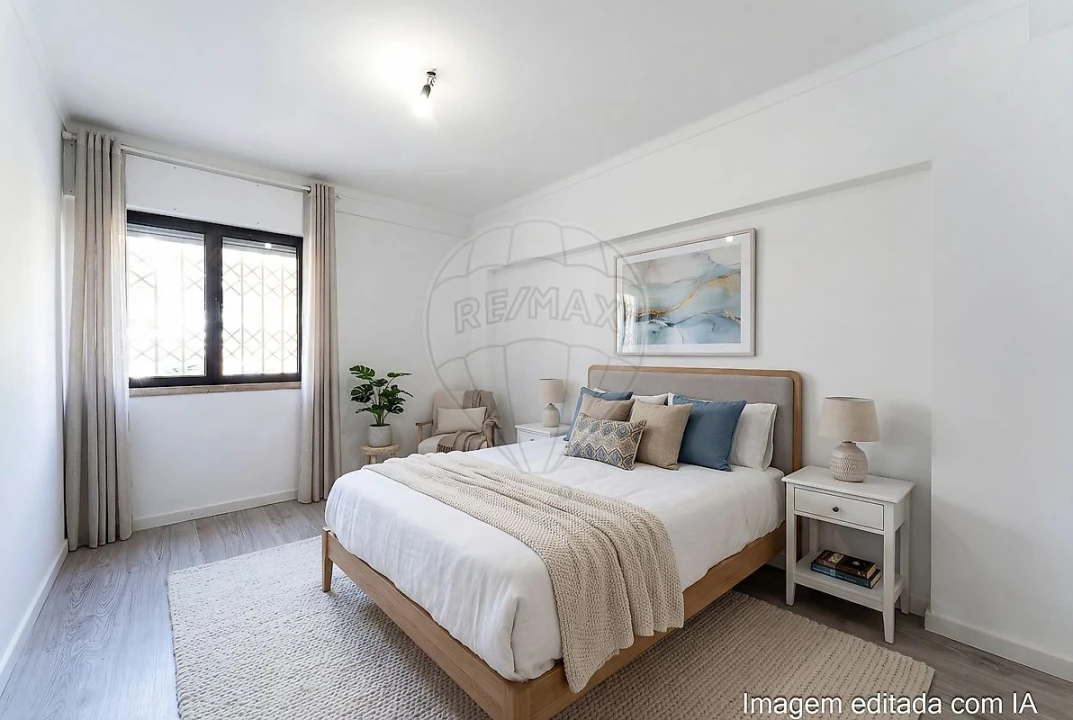 Apartamento T2 para Arrendamento em Olivais Foto 3