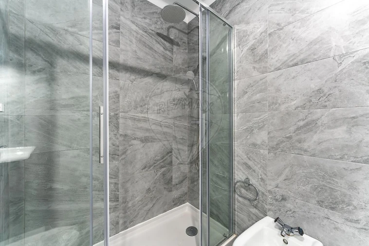 Apartamento T2 para Arrendamento em Olivais Foto 12