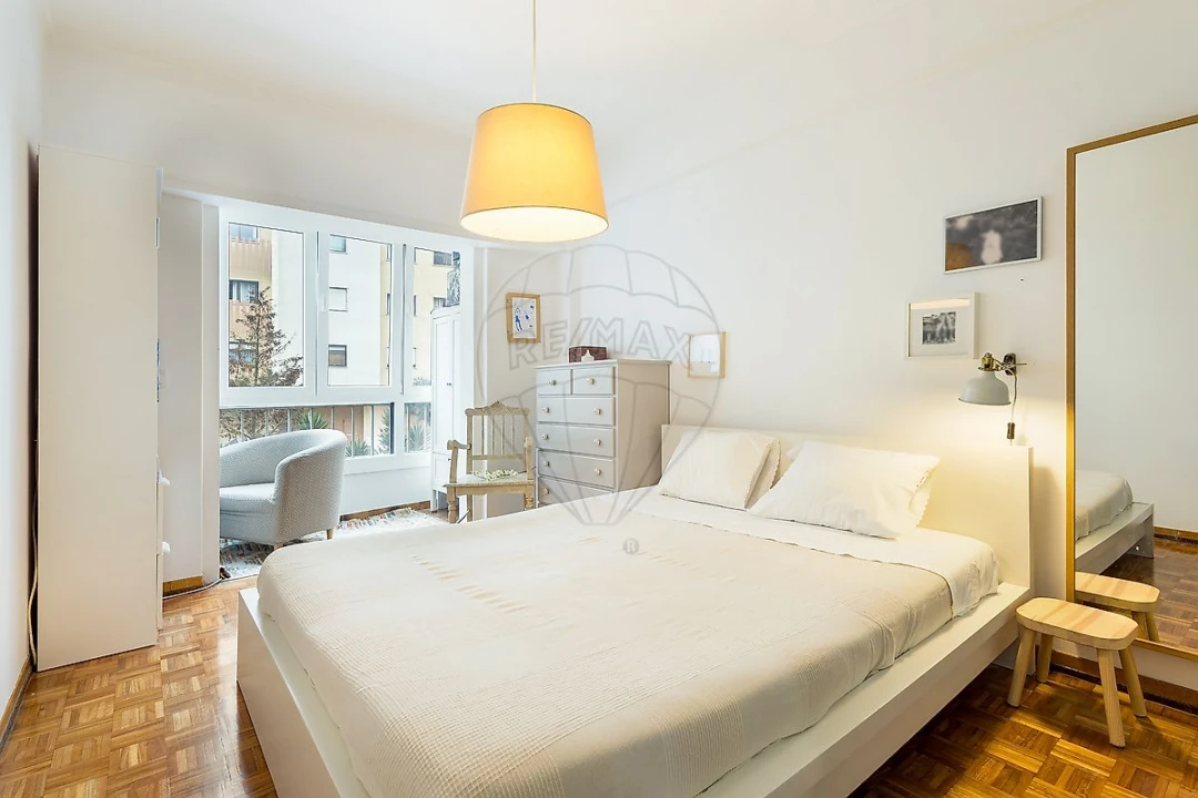 Apartamento T2 para Venda em Queluz e Belas Foto 10