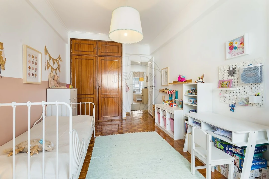 Apartamento T2 para Venda em Queluz e Belas Foto 14