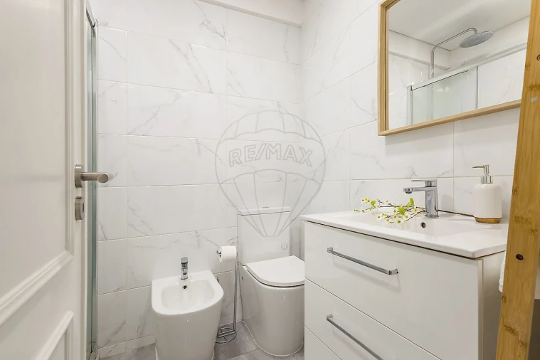 Apartamento T2 para Venda em Queluz e Belas Foto 15