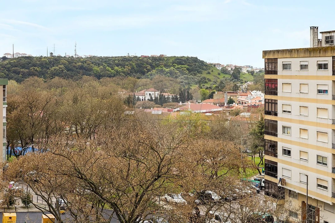 Apartamento T2 para Venda em Queluz e Belas Foto 2