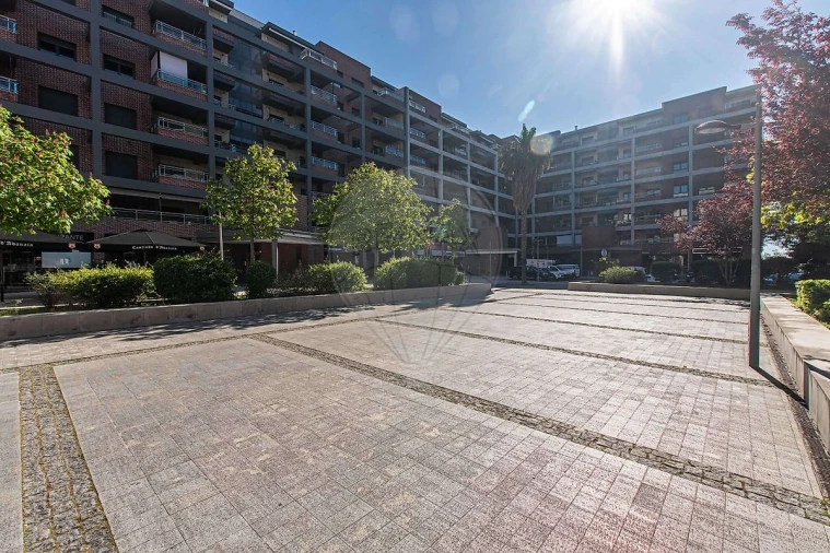 Loja para Venda em Alverca do Ribatejo e Sobralinho Foto 21