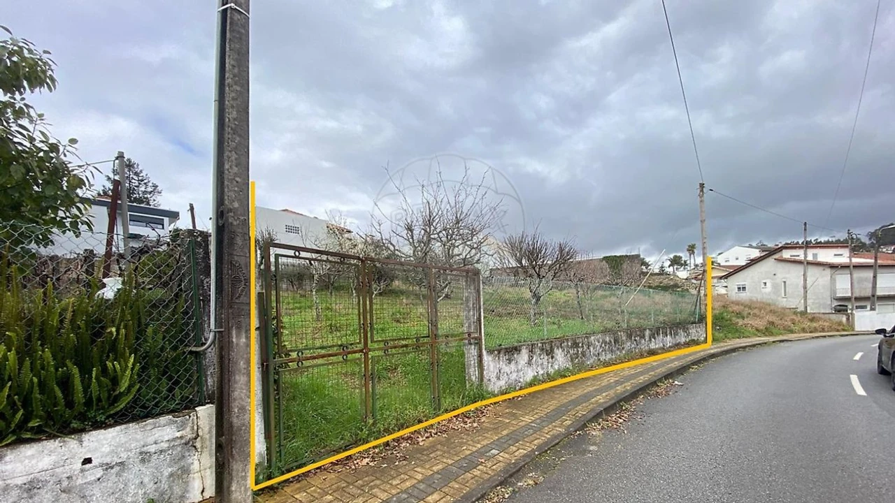 Terreno para Venda em O. Azeméis, Riba-Ul, Ul, Macinhata Seixa, Madail Foto 2