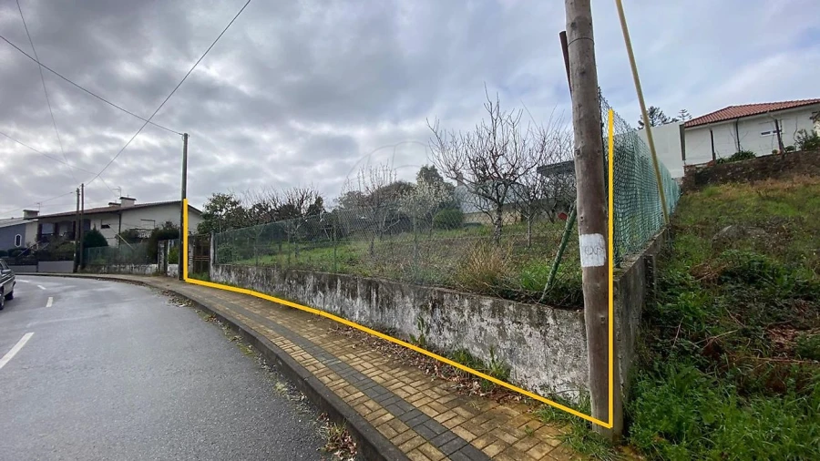 Terreno para Venda em O. Azeméis, Riba-Ul, Ul, Macinhata Seixa, Madail