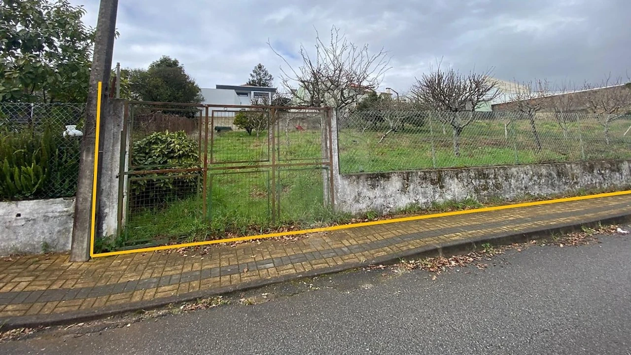 Terreno para Venda em O. Azeméis, Riba-Ul, Ul, Macinhata Seixa, Madail Foto 3