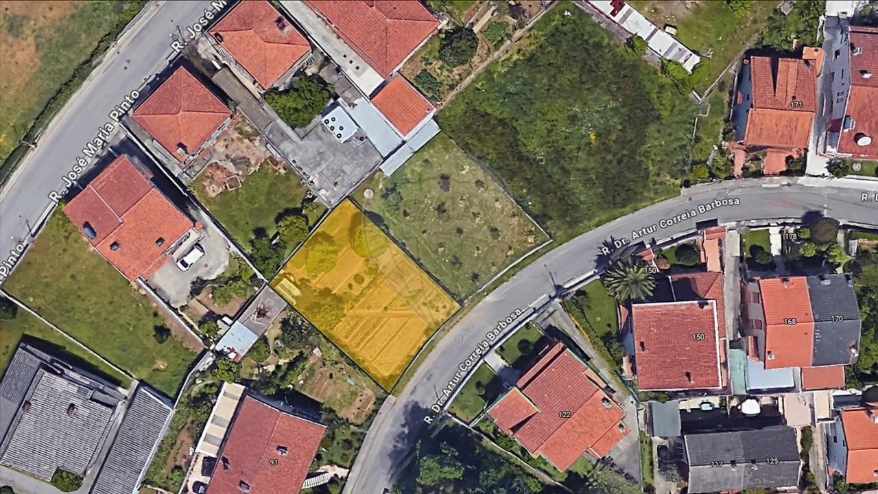 Terreno para Venda em O. Azeméis, Riba-Ul, Ul, Macinhata Seixa, Madail Foto 5