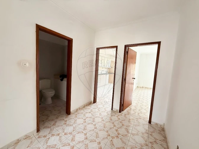 Apartamento T2 para Arrendamento em Odivelas Foto 2