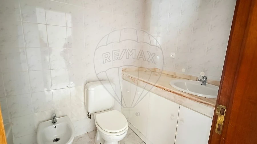 Apartamento T2 para Arrendamento em Odivelas