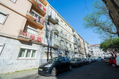 Apartamento T2 para Arrendamento em Venteira