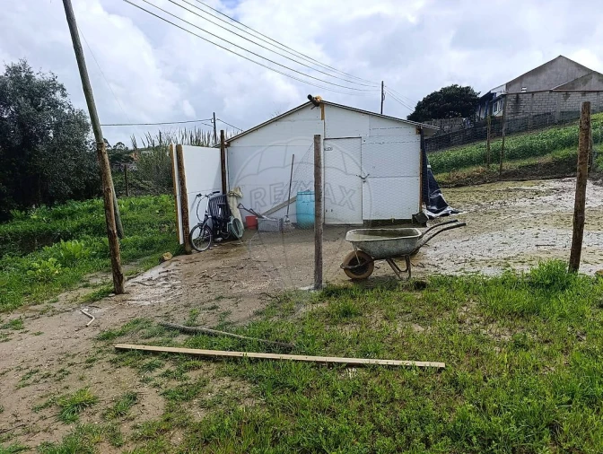 Terreno para Venda em Carvoeira e Carmões Foto 3