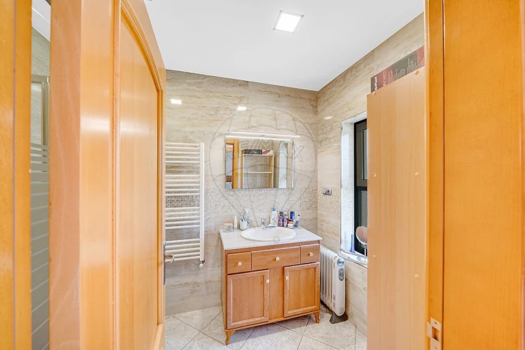 Moradia T4 para Venda em Fonte de Angeão e Covão do Lobo Foto 16