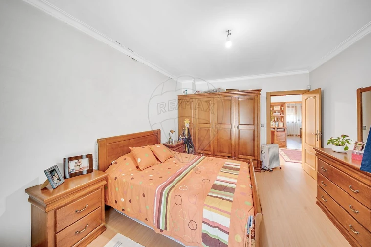 Moradia T4 para Venda em Fonte de Angeão e Covão do Lobo Foto 9