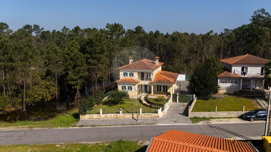 Moradia T4 para Venda em Fonte de Angeão e Covão do Lobo Foto 29