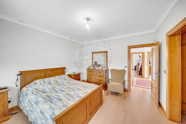 Moradia T4 para Venda em Fonte de Angeão e Covão do Lobo Foto 15