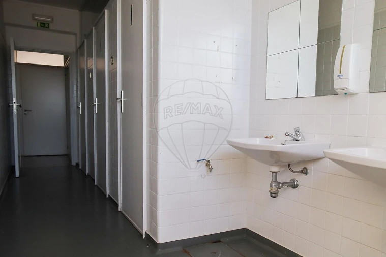 Escritório para Arrendamento em Cedofeita, Santo Ildefonso, Sé, Miragaia, São Nicolau e Vitória Foto 11