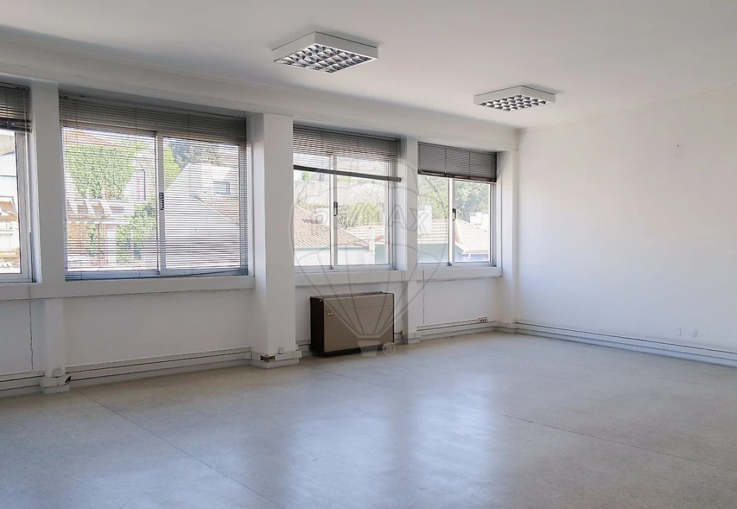 Escritório para Arrendamento em Cedofeita, Santo Ildefonso, Sé, Miragaia, São Nicolau e Vitória Foto 7