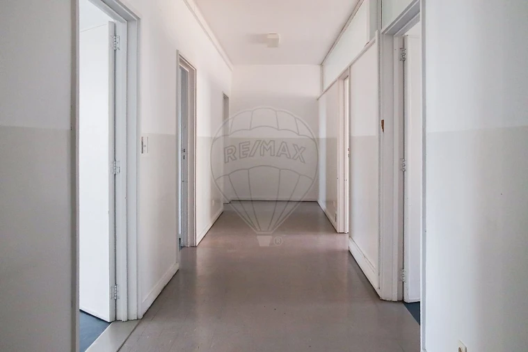 Escritório para Arrendamento em Cedofeita, Santo Ildefonso, Sé, Miragaia, São Nicolau e Vitória Foto 5