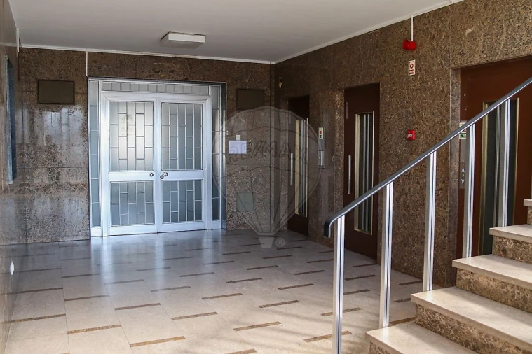 Escritório para Arrendamento em Cedofeita, Santo Ildefonso, Sé, Miragaia, São Nicolau e Vitória Foto 4