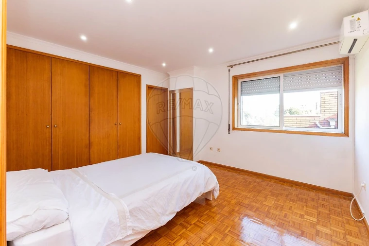 Apartamento T3 para Venda em Avintes Foto 19