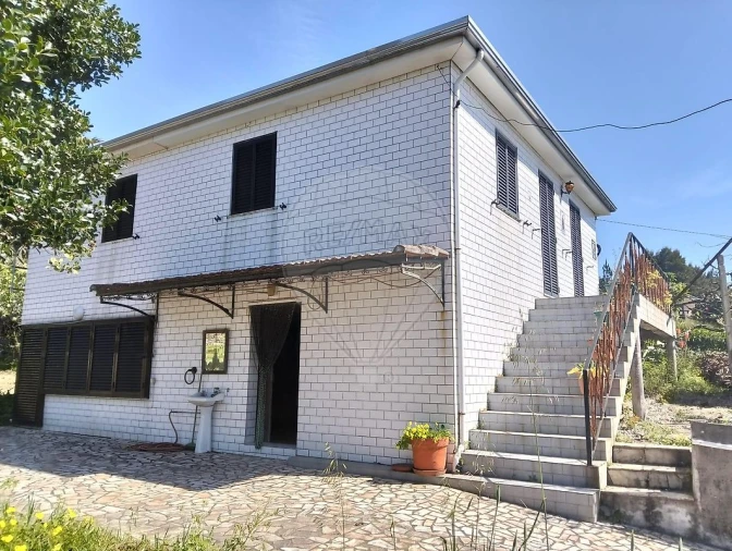 Moradia T5 para Venda em Raiva, Pedorido e Paraíso Foto 5