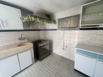 Moradia T4 para Venda em Anta e Guetim